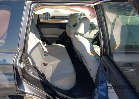 2014 Subaru Forester 2.5I Premium z USA, uszkodzony, nr VIN JF2SJAGC9EH500826